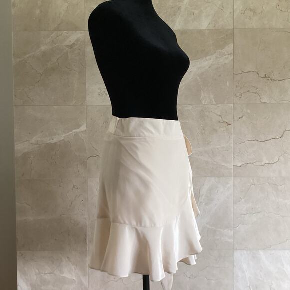 Michelle Mason Silk Wrap Skirt 6 Neutral Ruffle, Soft girl Quiet Luxury Coquette - Picture 6 of 12
